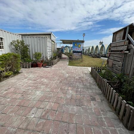 Komei Container Homestay Qingshui Exterior foto