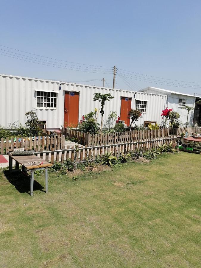 Komei Container Homestay Qingshui Exterior foto