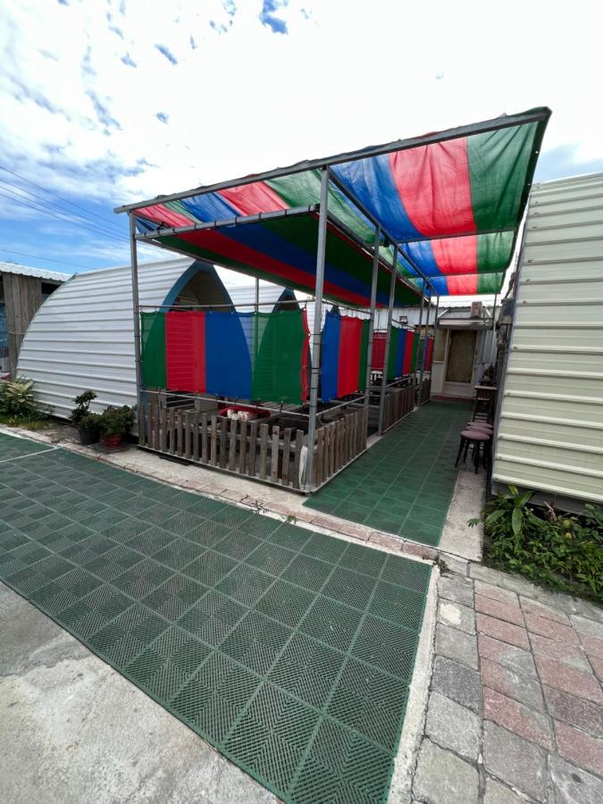 Komei Container Homestay Qingshui Exterior foto