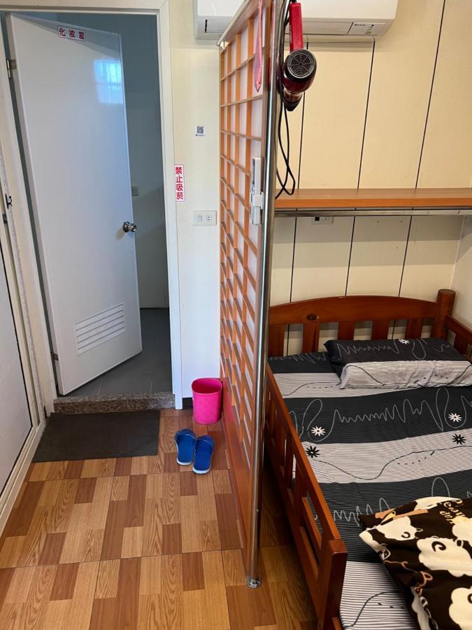Komei Container Homestay Qingshui Exterior foto